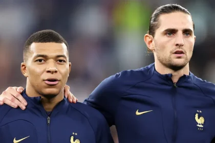 Mbappe's star teammate at France under fire amid coach controversy: 'I'm not going to prostitute myself for a player'