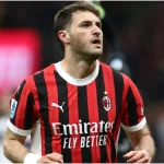 Santiago Gimenez announces final decision between AC Milan and AS Roma with subtle message