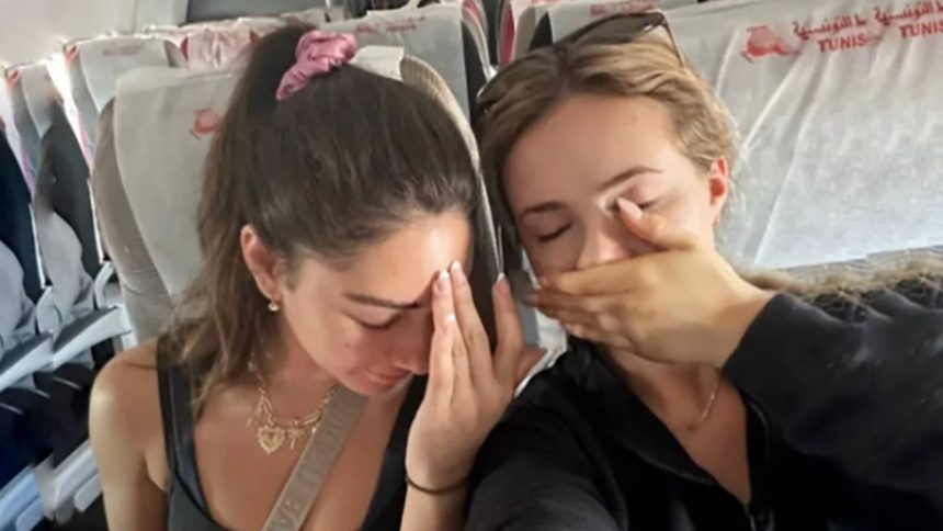 Viral passenger sues airline