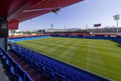 Why is Barcelona vs Valencia being played at Estadi Johan Cruyff instead of Camp Nou or Montjuic?