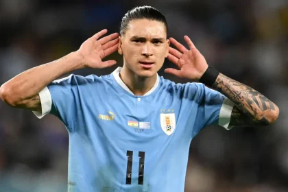 Why is Darwin Nuñez not playing for Uruguay vs. Peru in World Cup 2026 qualifiers?