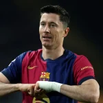 Why is Robert Lewandowski not playing for Barcelona against Real Oviedo in La Liga?