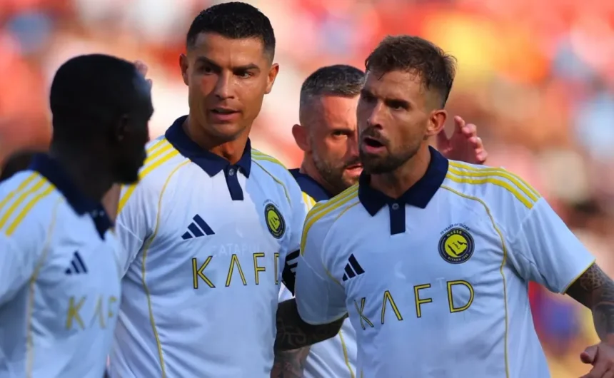 Al-Nassr defender Inigo Martinez makes four-word Cristiano Ronaldo claim that perfectly describes Portugal record-holder