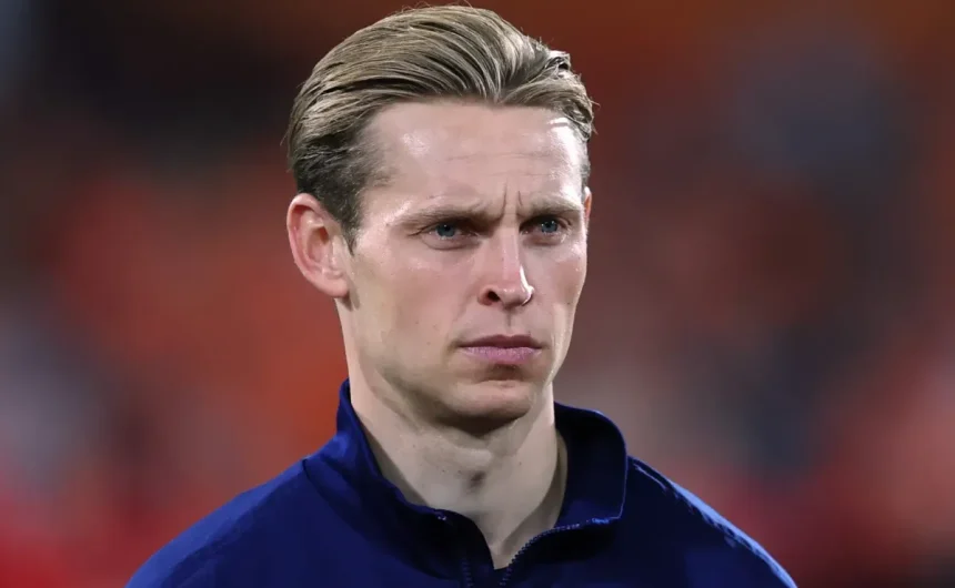 Barcelona standout Frenkie De Jong discusses a key reason behind players injury struggles