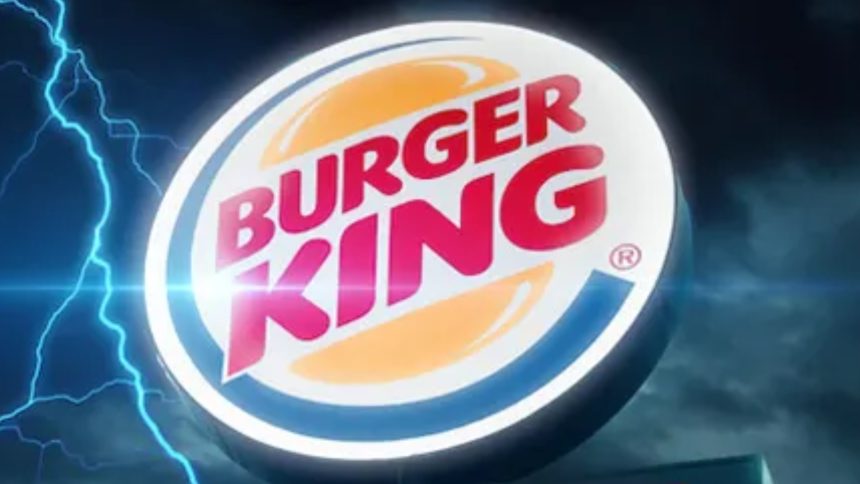 Burger King reveals green “Frankenstein” burger just before Halloween