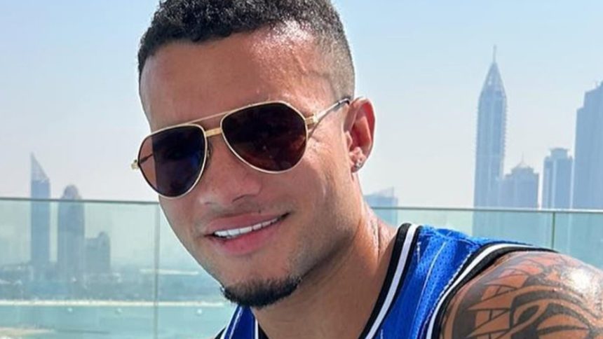 Isabella Salas and Maria Niotis