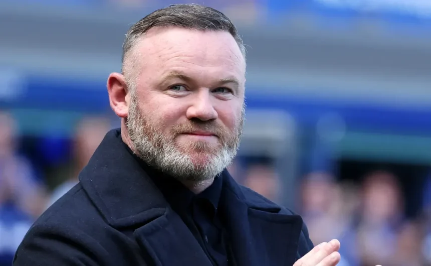 Man United legend Wayne Rooney delivers harsh criticism on a $171 million Liverpool star: 'He doesn't deserve to be playing'