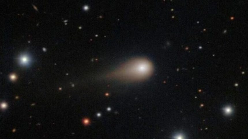 art of 3i/atlas in space near an unknown planet and alien text