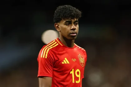 Why is Lamine Yamal not playing for Spain against Georgia in 2026 World Cup Qualifiers?