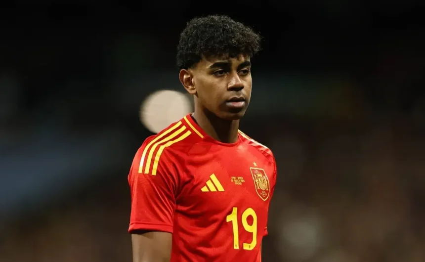 Why is Lamine Yamal not playing for Spain against Georgia in 2026 World Cup Qualifiers?
