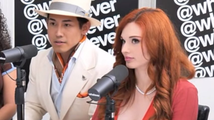 amouranth in front of green screen