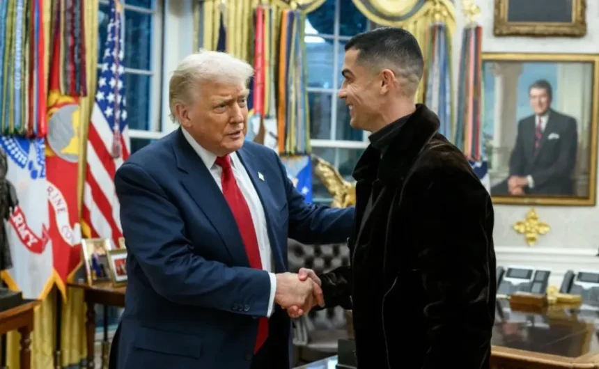 Cristiano Ronaldo visits Donald Trump and receives White House key: 'I stand ready to do my part'