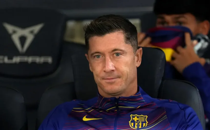 Is Robert Lewandowski really considering retirement? Barcelona star's agent clears the air with two-word claim amid talk of joining Christian Pulisic at Milan