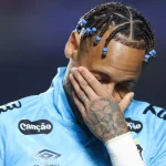 Is this really the way to 2026 World Cup? Neymar tries to spark Santos with flair, but ends up bizarrely failing the flicks that defined him (VIDEO)