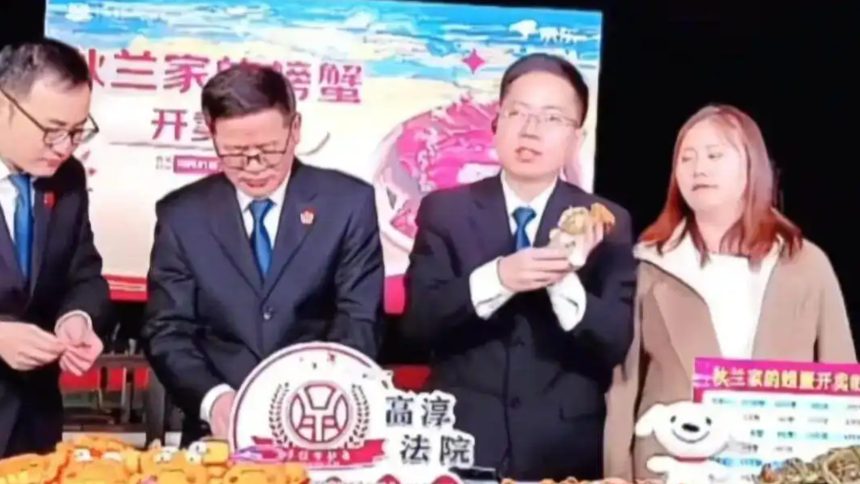 johnny somali outside south korean court