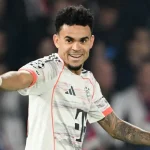 Luis Díaz’s 'hero-to-villain' outing helps Bayern Munich extend record winning run in UCL game vs. PSG