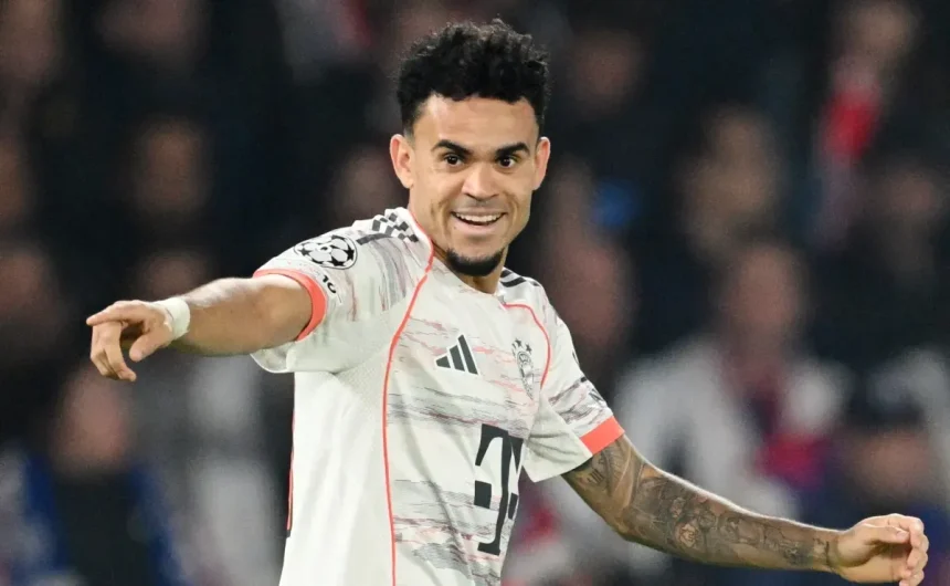 Luis Díaz’s 'hero-to-villain' outing helps Bayern Munich extend record winning run in UCL game vs. PSG