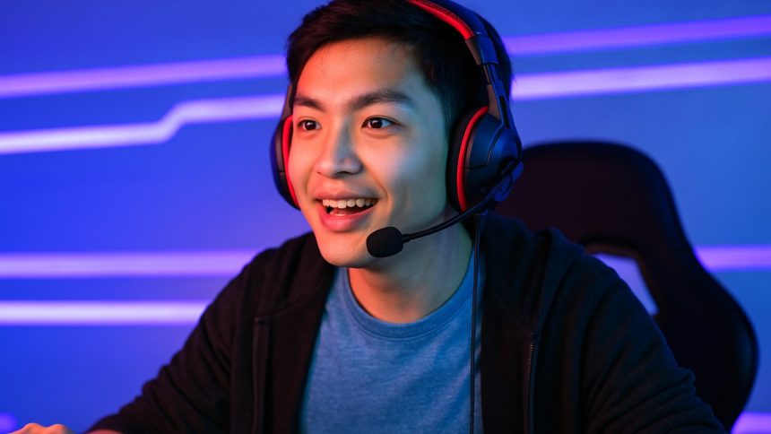 sssniperwolf and evan sausage