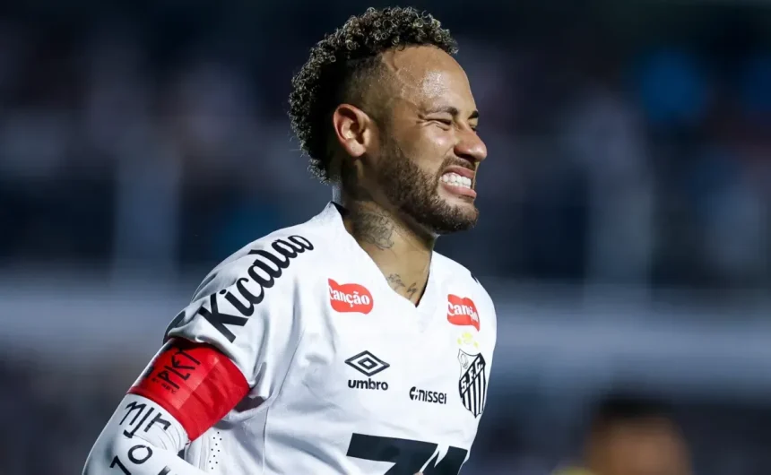 Neymar suffers concerning injury setback for Santos’ key relegation clash vs. Internacional