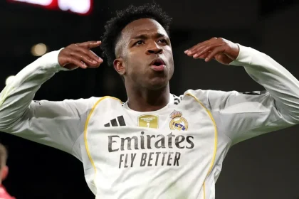 Real Madrid reportedly set record price tag on Vinicius Junior amid stalled contract negotiations