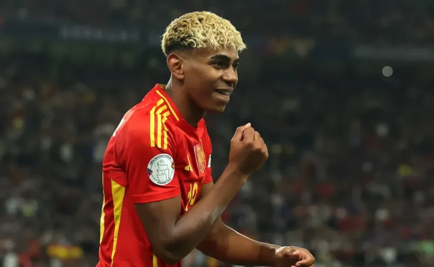 Why isn't Lamine Yamal playing for Spain vs. Georgia in 2026 World Cup Qualifiers?