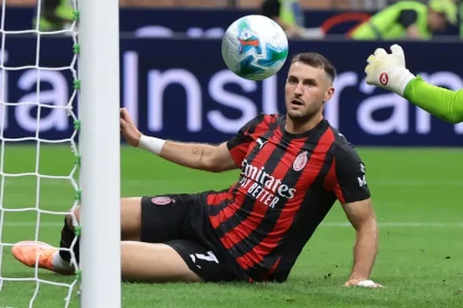 Why isn't Santiago Gimenez playing for Milan against Parma in Serie A?