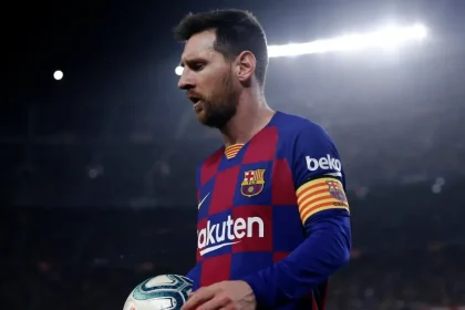Barcelona sporting director Deco sets record straight on Lionel Messi’s potential return after Camp Nou ovation