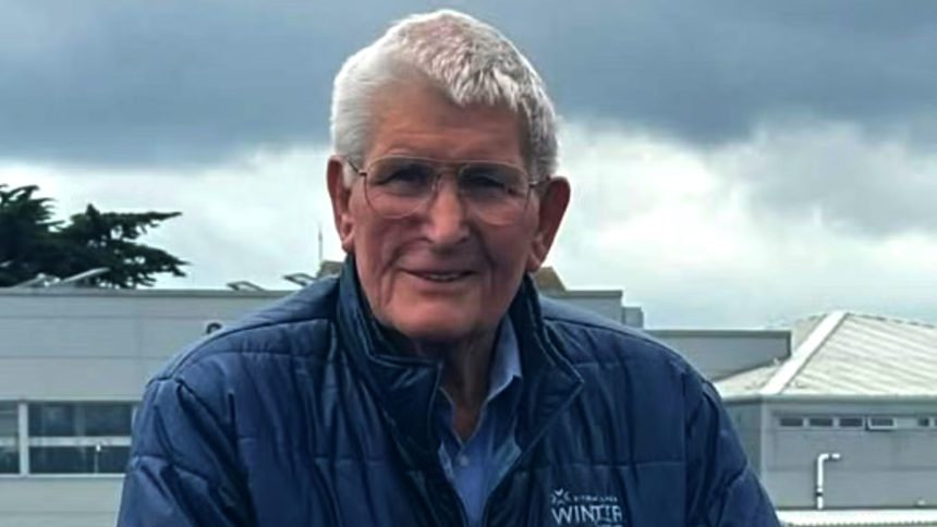 Elderly man fined £250 for spitting out leaf that blew into his mouth