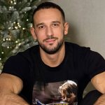 TikToker Kaelin Bradshaw smiling at camera