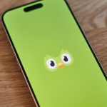 Mysterious Duolingo signs pop up at closed Hooters restaurants