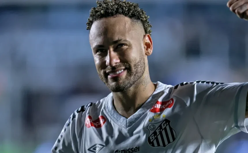 Neymar Jr hints his future: Brazilian veteran drops major update on his Santos FC contract renewal