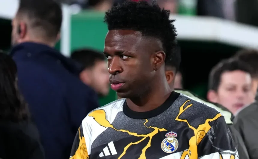 Report: Vinicius Jr. revealed to his Real Madrid teammates the reason behind 15-game drought as contract saga heats up